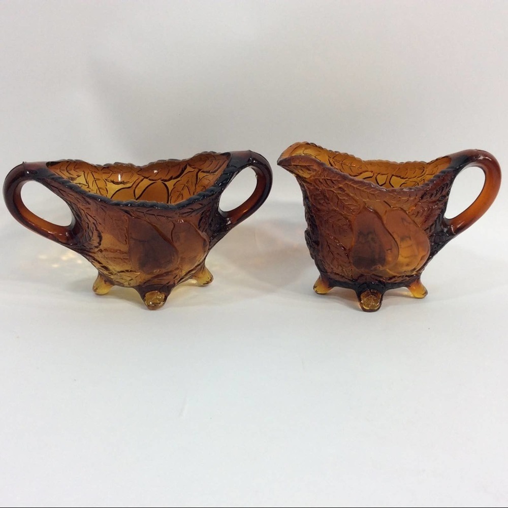 Tiara Glass Creamer & Sugar Sweet Pear Dark Amber
